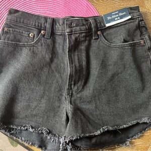 Abercrombie high rise the mom short